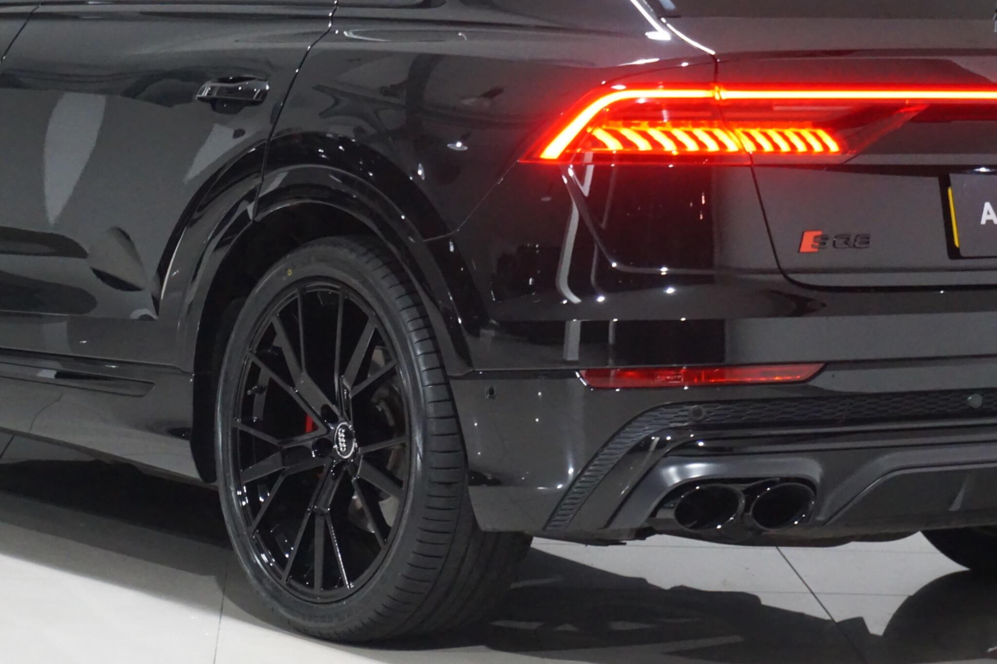 Audi SQ8 4.0 TFSI V8 Black Edition SUV 5dr Petrol Tiptronic quattro Euro 6 (s/s) (507 ps)